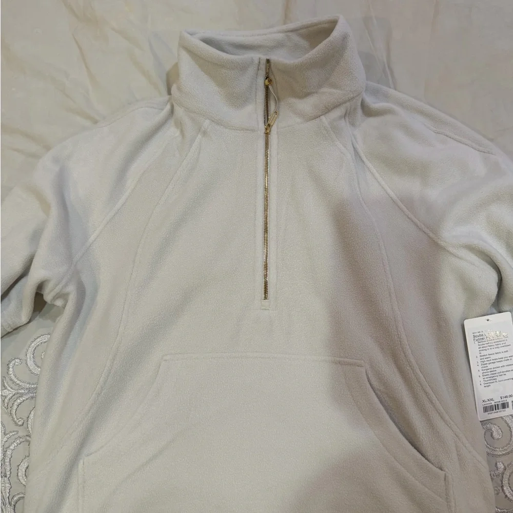Scuba Tumbled Fleece Funnel-
Neck Half Zip
Colour Bone/Gold
Size XL/XXL - Picture 4 of 10